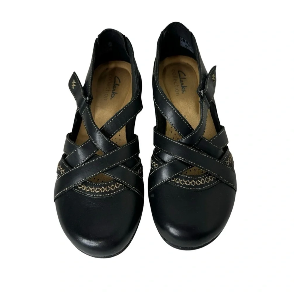 Clarks Roseville Step Mary Jane Flat Black Leather‎ 7